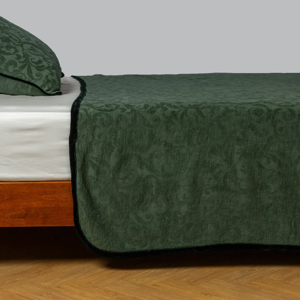 Adele Coverlet