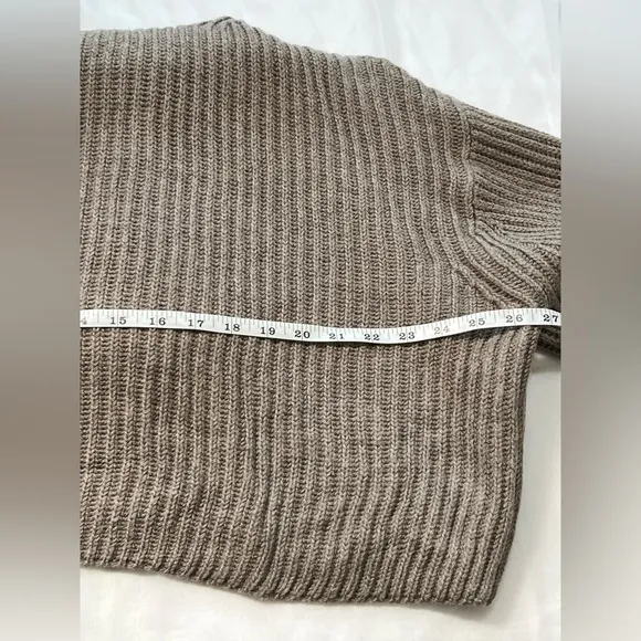 Aritzia Babaton Guell Merino Wool Turtleneck Sweater Taupe Large