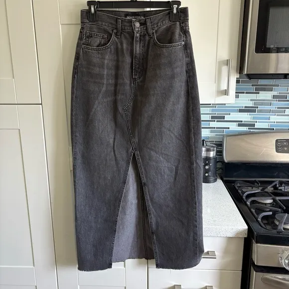 Aritzia Denim Forum The '90s Vintage Maxi Jean Skirt