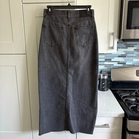 Aritzia Denim Forum The '90s Vintage Maxi Jean Skirt