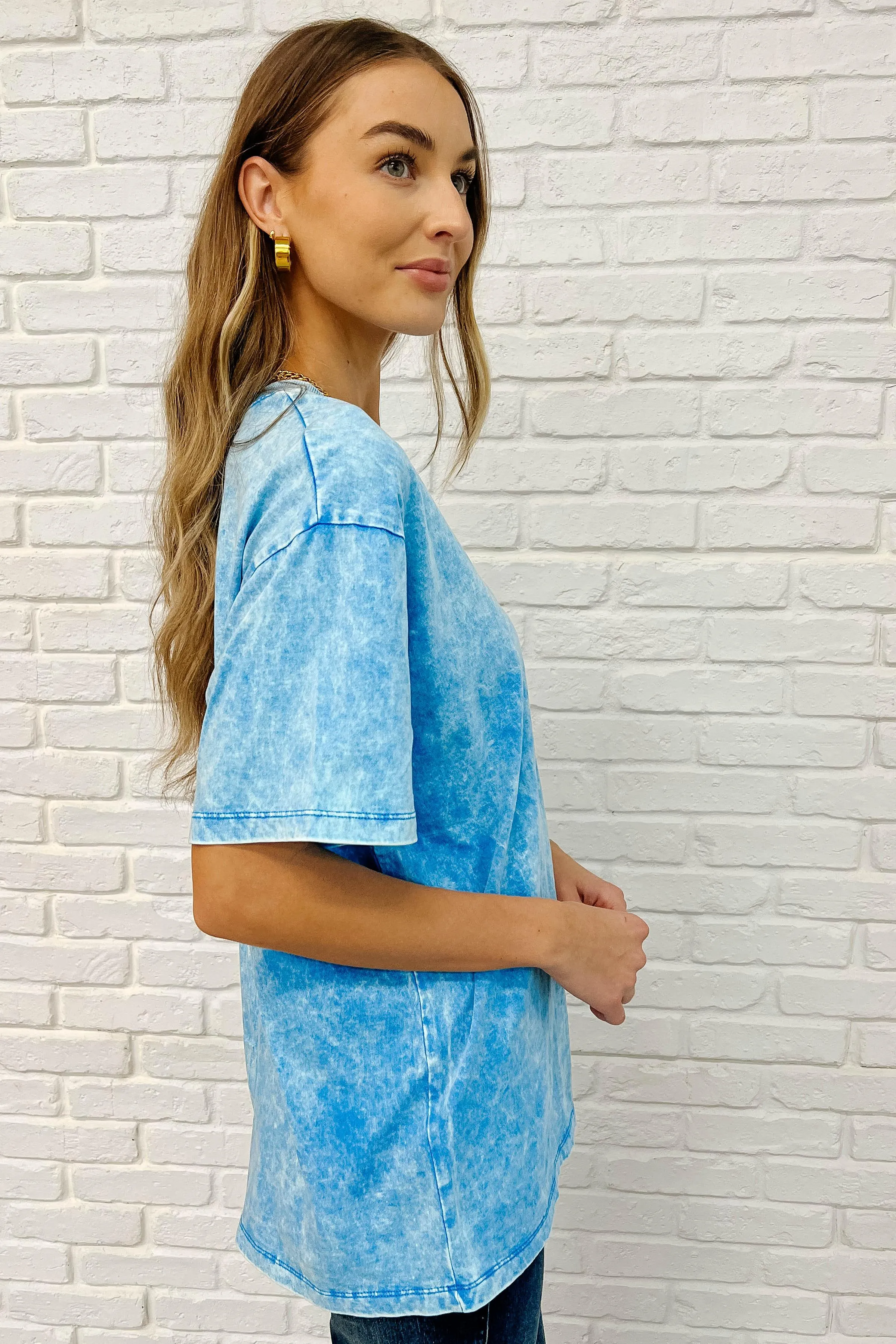Casual Basic Drop Shoulder Oversized Tee in Deep Sky