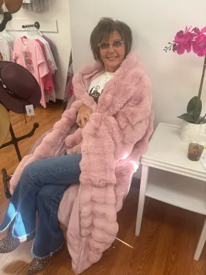 JM Faux Fur Throw Blanket