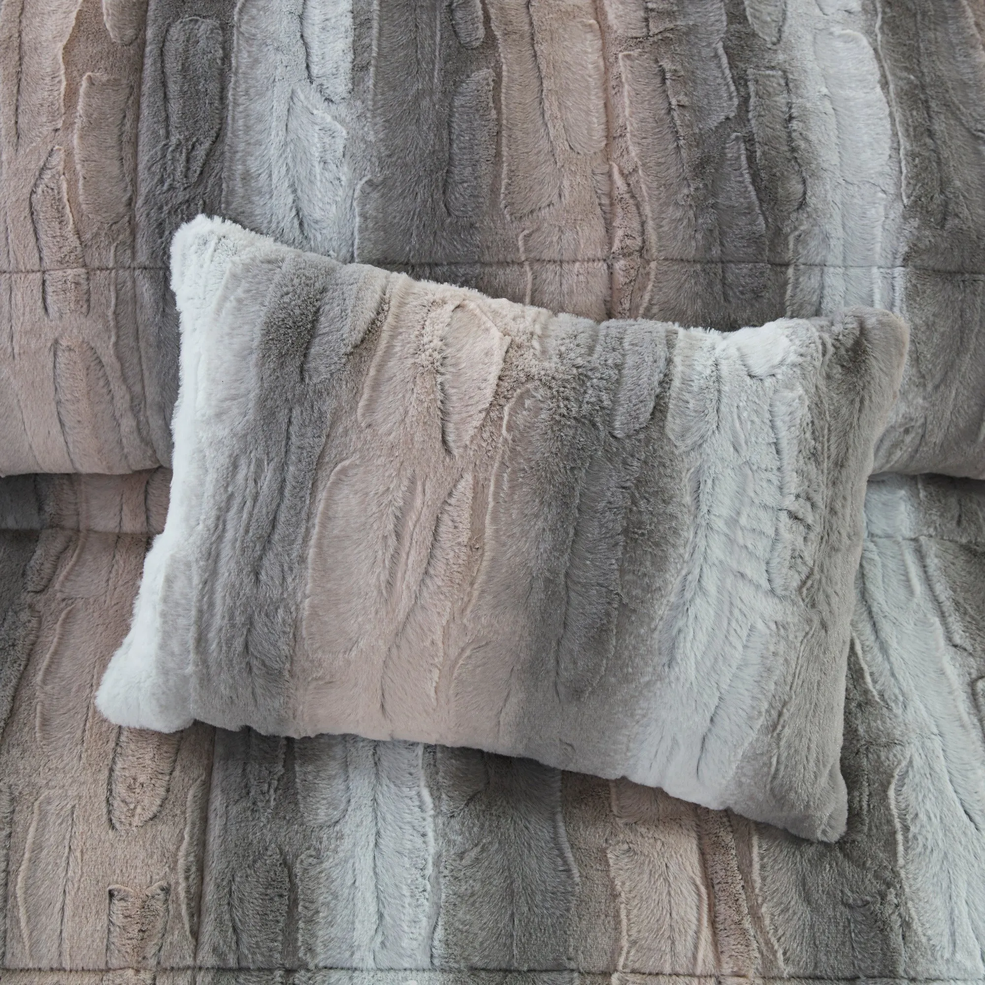 Marselle Faux Fur Comforter Set Blush/Grey