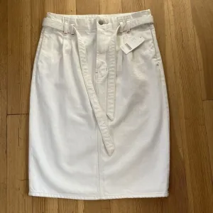NWT J Brand Women's White Denim Knee Length Skirt Size 27 (JB001396)