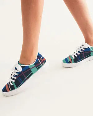 SMF Weave Feminine Faux-Leather Sneaker