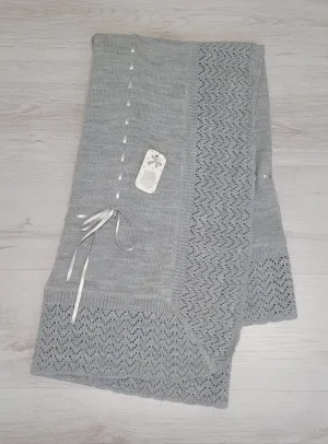 Spanish grey ribbon shawl🩶