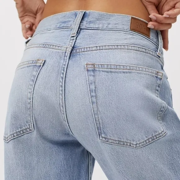 Urban Outfitters BDG 90's Mid Rise Boot Cut Jeans in Light Blue Size 39 NWT