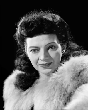 [Woman with white fur collar], Los Angeles